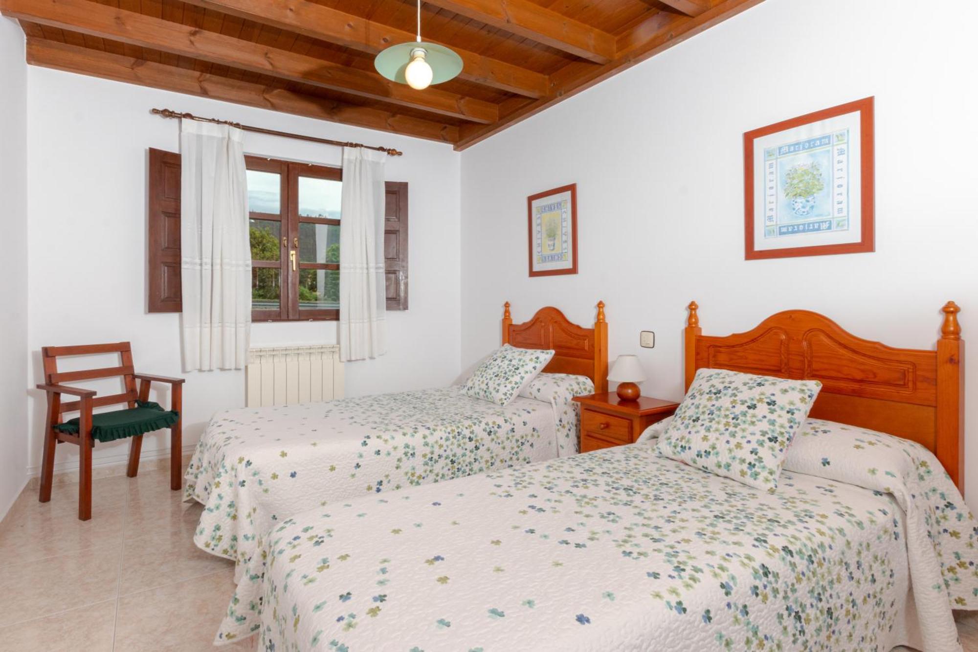 Apartamentos El Acebo Navés Quarto foto