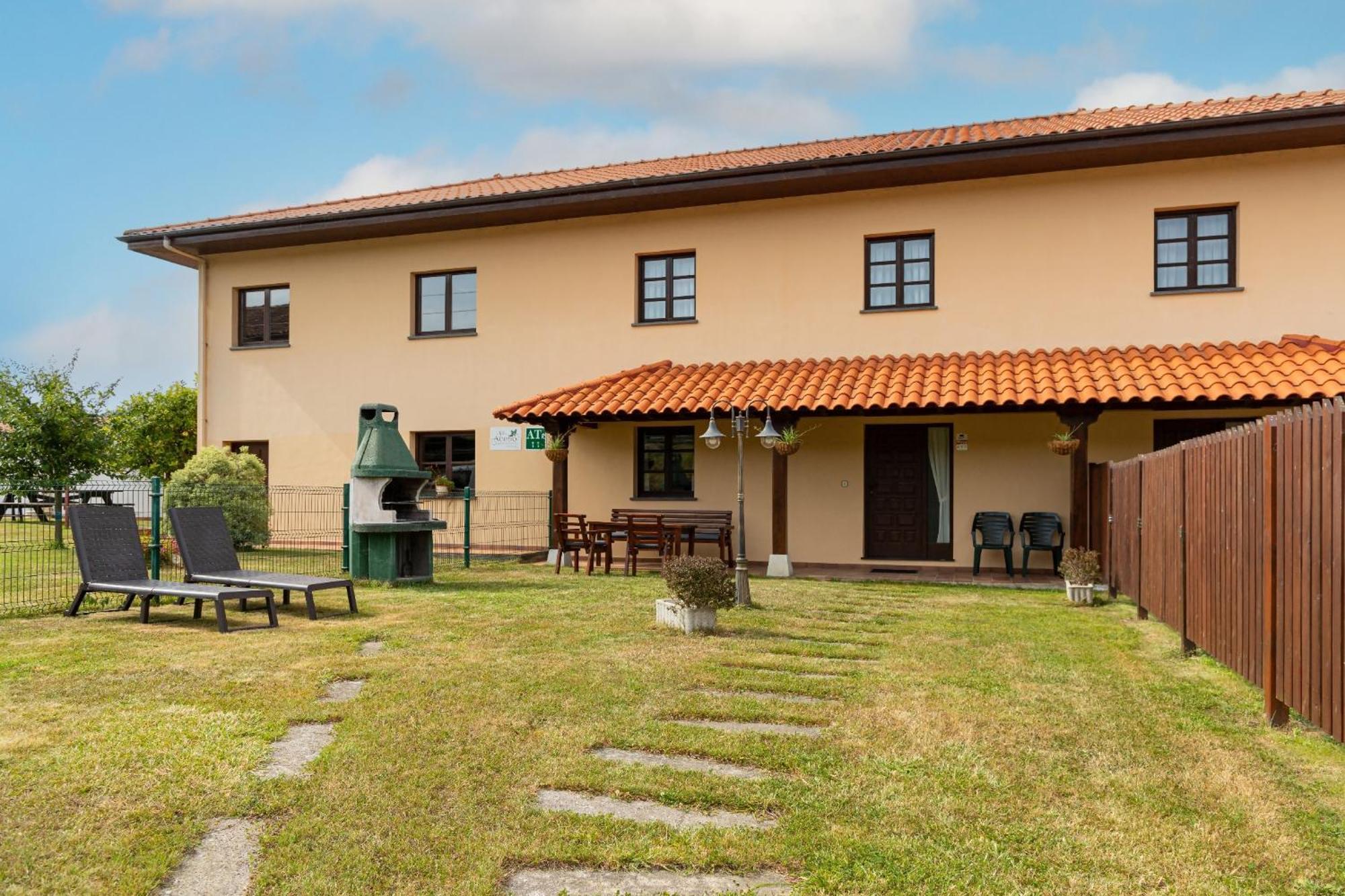 Apartamentos El Acebo Navés Exterior foto